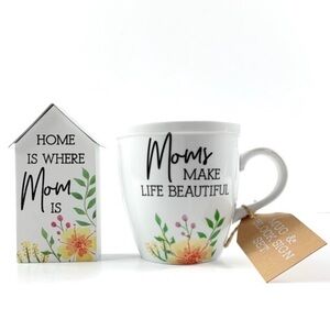 NEW Collins •Mom’s Make Life Beautiful• Mug